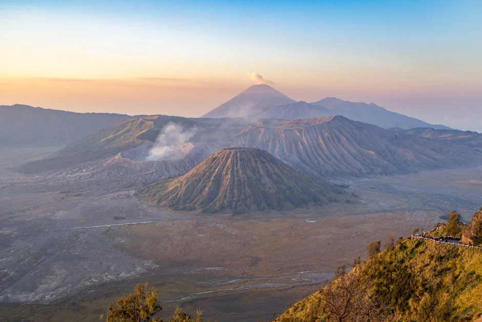 Panduan Lengkap Mengunjungi Gunung Bromo: Dari Persiapan hingga Pengalaman Tak Terlupakan